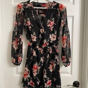 White House Black Market black floral dress with lace accents size 00